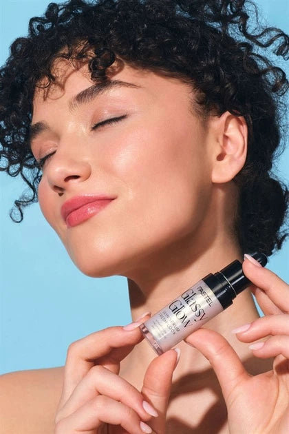 Pastel Makeup To Skincare Glassy Glow Skin Serum